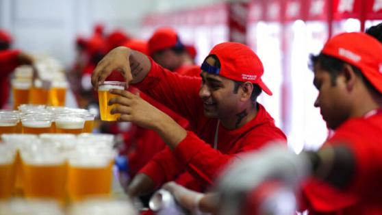 המונדיאל בקטאר: איסור מכירת בירה באצטדיונים יוצר עומס במקומות הבילוי