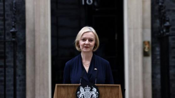 ראש ממשלת בריטניה ליז טראס הודיעה על התפטרותה: 